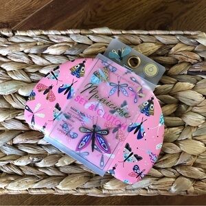 Beauty Concepts Manicure Set & Clutch in moth print